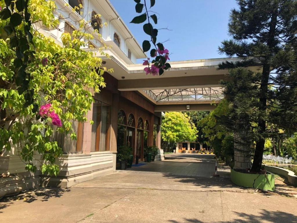 Yuzana Garden Hotel Yangon Bagian luar foto