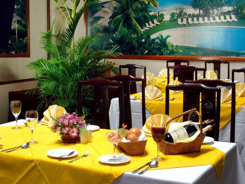 Yuzana Garden Hotel Yangon Bagian luar foto